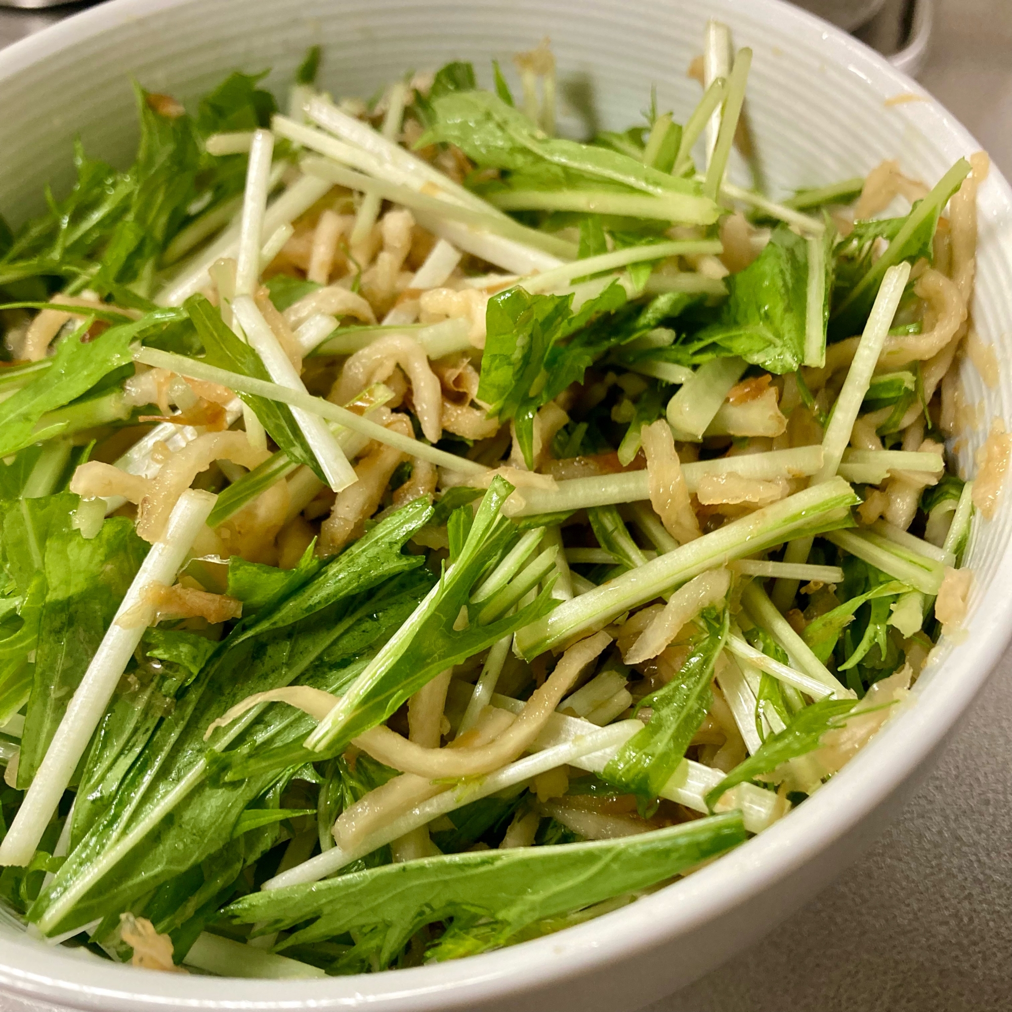 切り干し大根と水菜の簡単サラダ