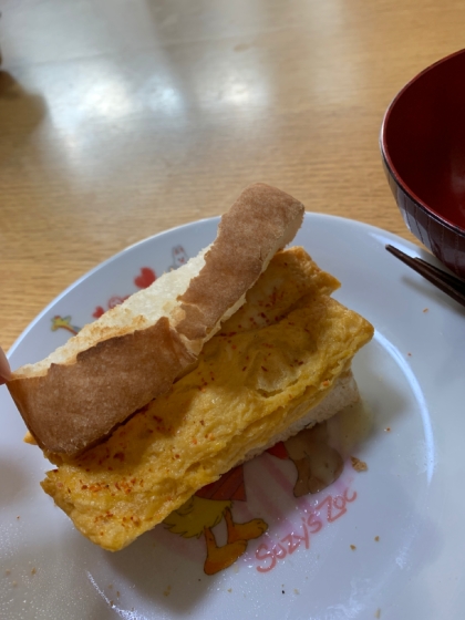 3品目•ぶ厚焼き！玉子チーズサンド