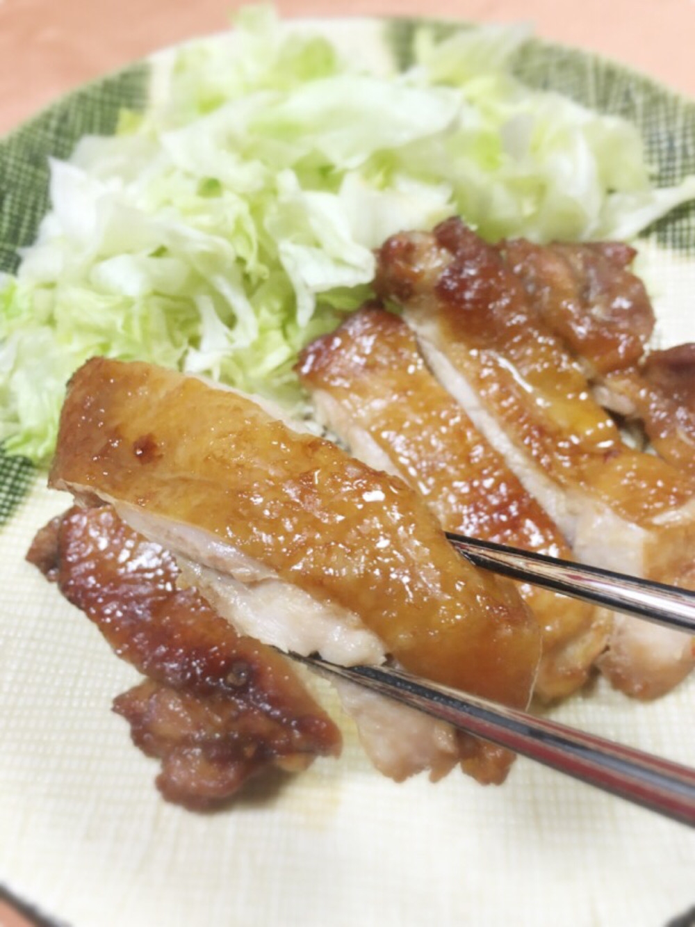 フライパン不要！鶏肉のピリ辛照り焼き