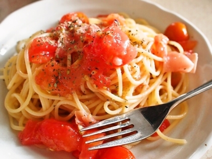 義母の作った甘くてとってもおいしいトマト＆プチプチのミニトマトもプラス。簡単でおいしかったです＾＾