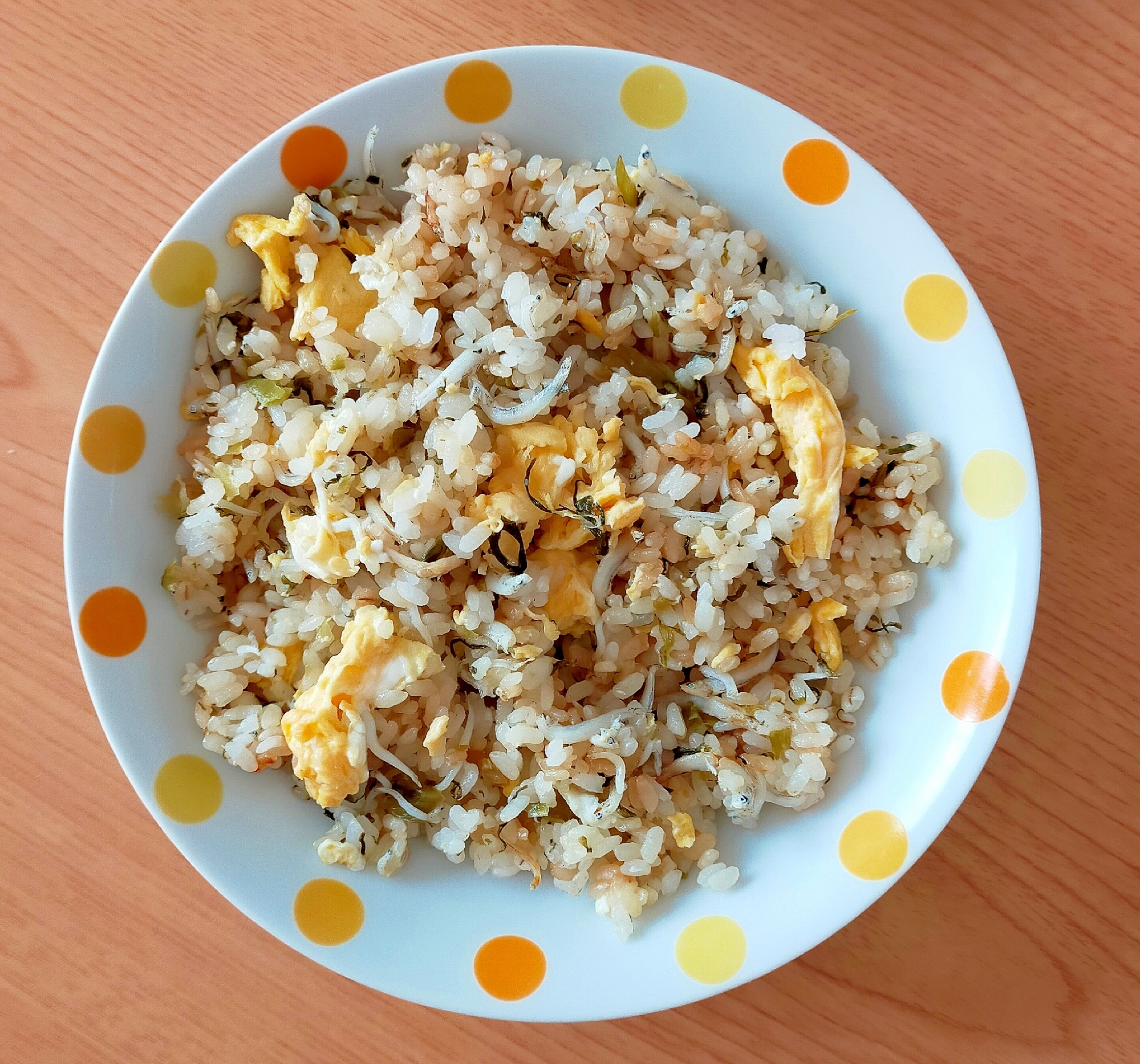 高菜とちりめんじゃこと卵の焼き飯