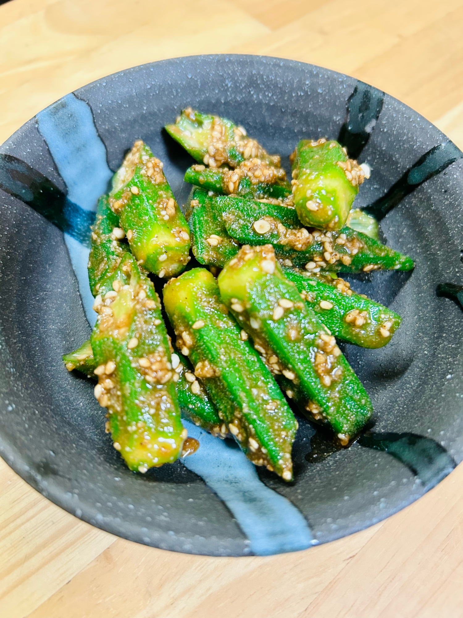 オクラのごま和え