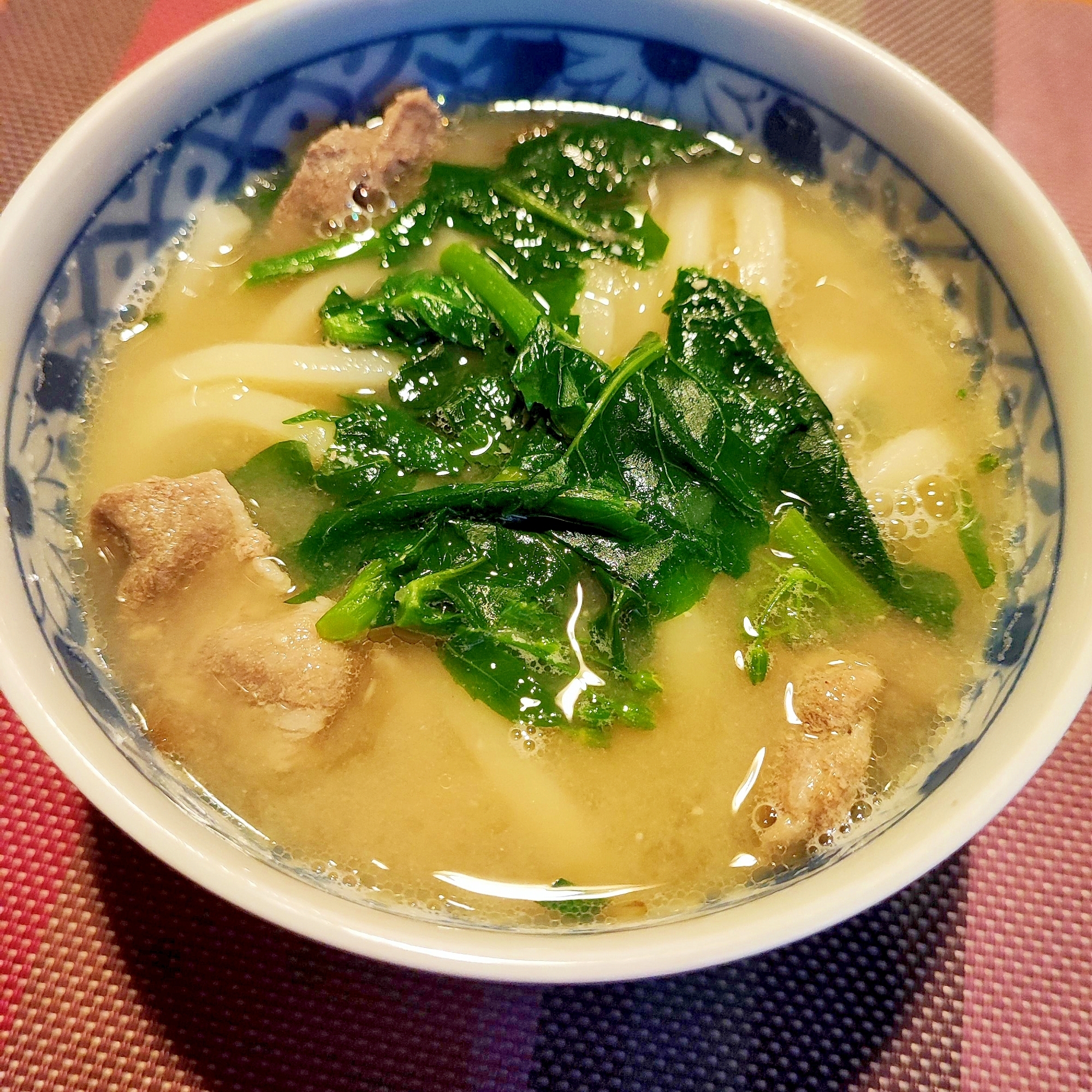 味噌風味☆豚肉とほうれん草のかけうどん