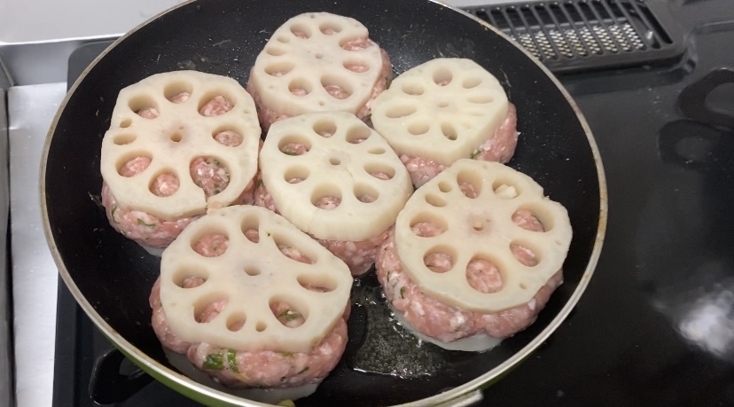 業務スーパーの冷凍れんこんのはさみ焼き レシピ 作り方 By Shukari 楽天レシピ 業務スーパーの冷凍れんこんのはさみ焼き レシピ 作り方 By Shukari 楽天レシピ