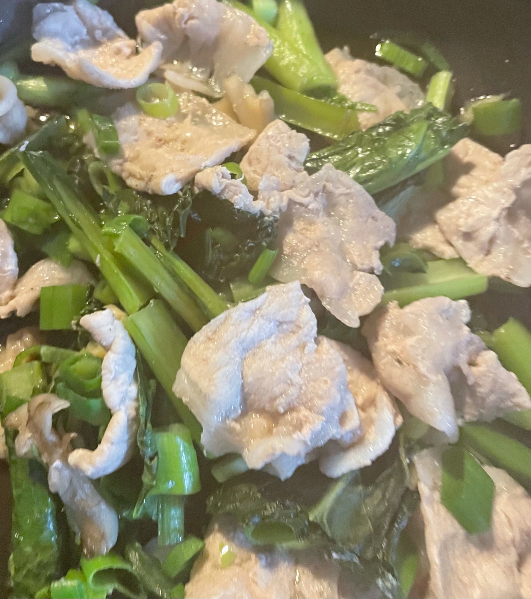 小松菜と豚肉と九条ネギのササっと炒め