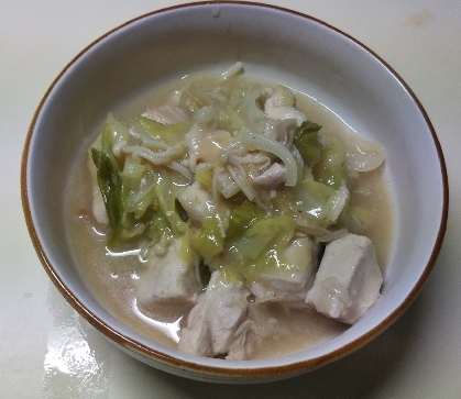 鶏肉とキャベツの焼き煮