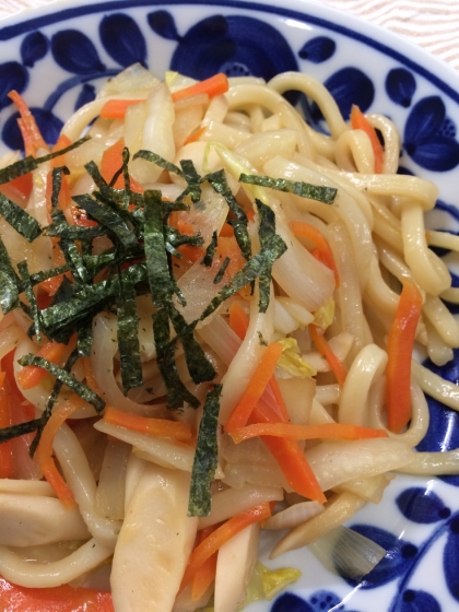 魚肉ソーセージと白菜、人参で。甘醤油味が新鮮でした☆ご馳走さまです。