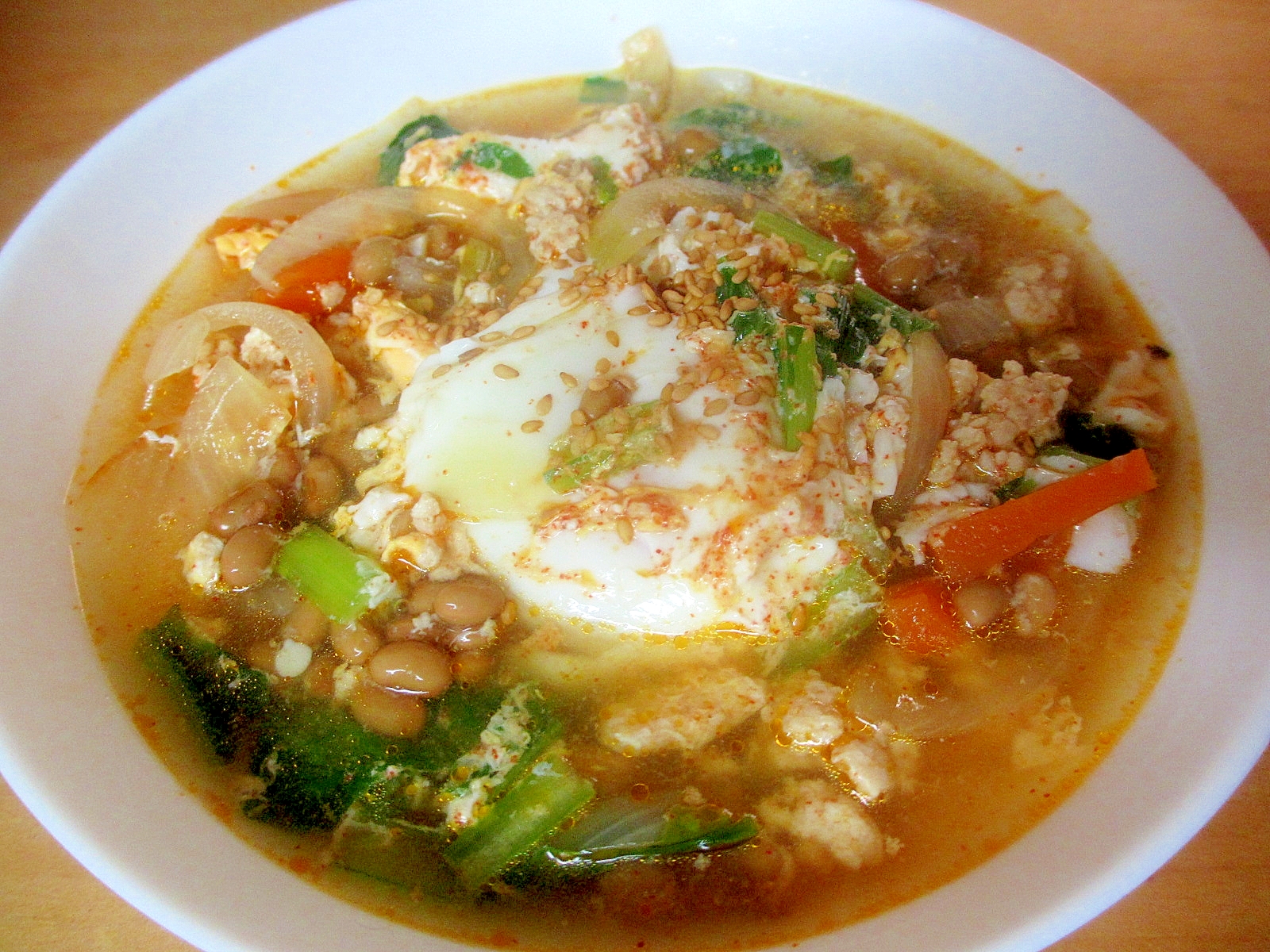 小松菜とにんじんの納豆チゲスープ