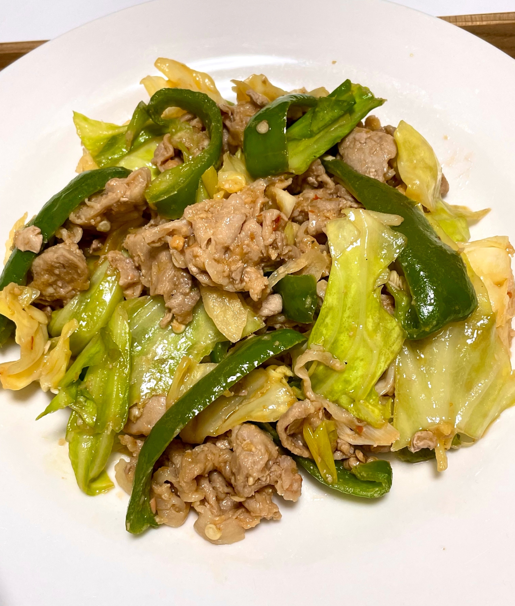 味噌ダレが食欲そそる♪ご飯がすすむ♪回鍋肉風