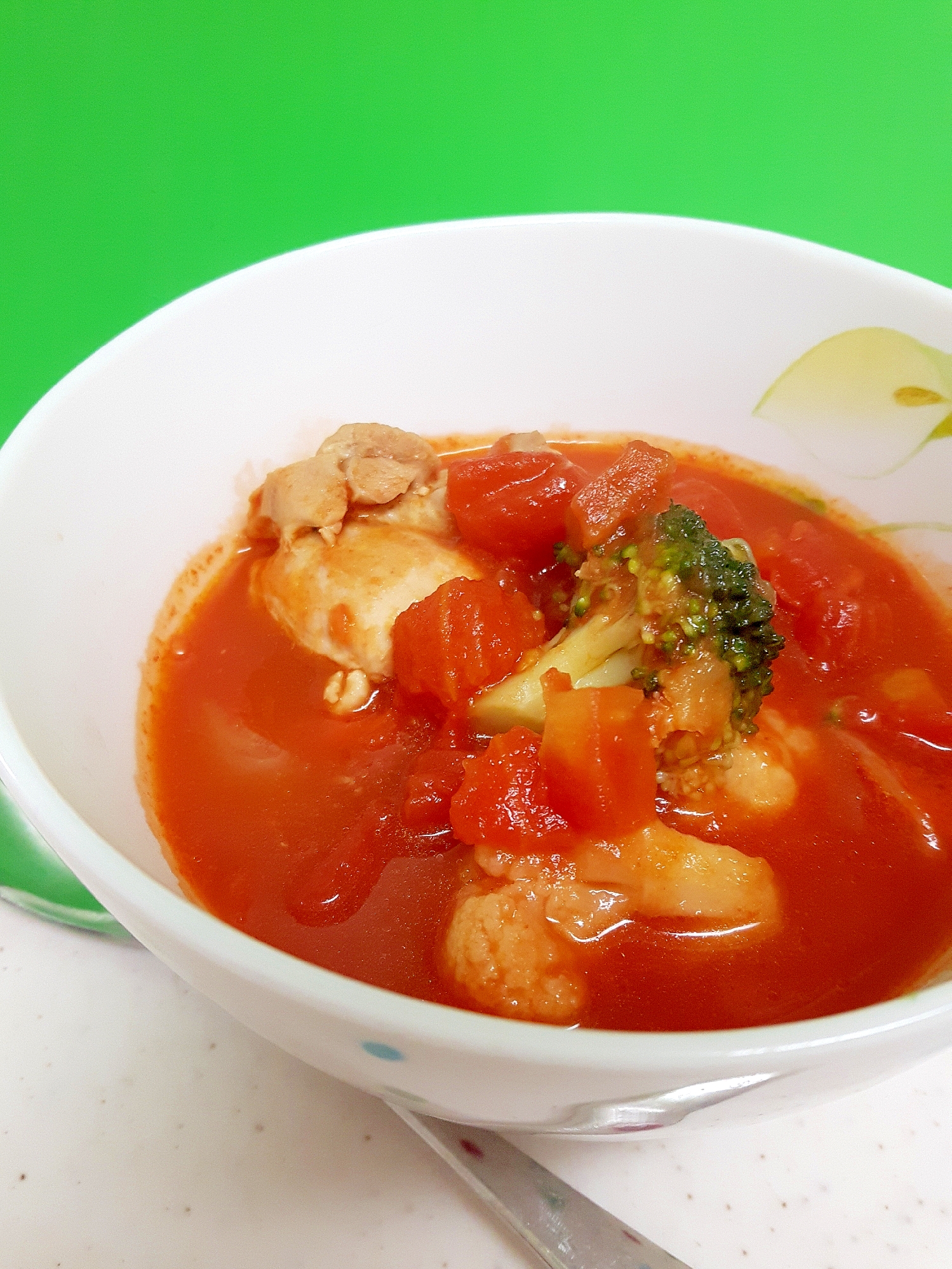 冷凍野菜ミックスで(^^)鶏肉のトマトシチュー♪