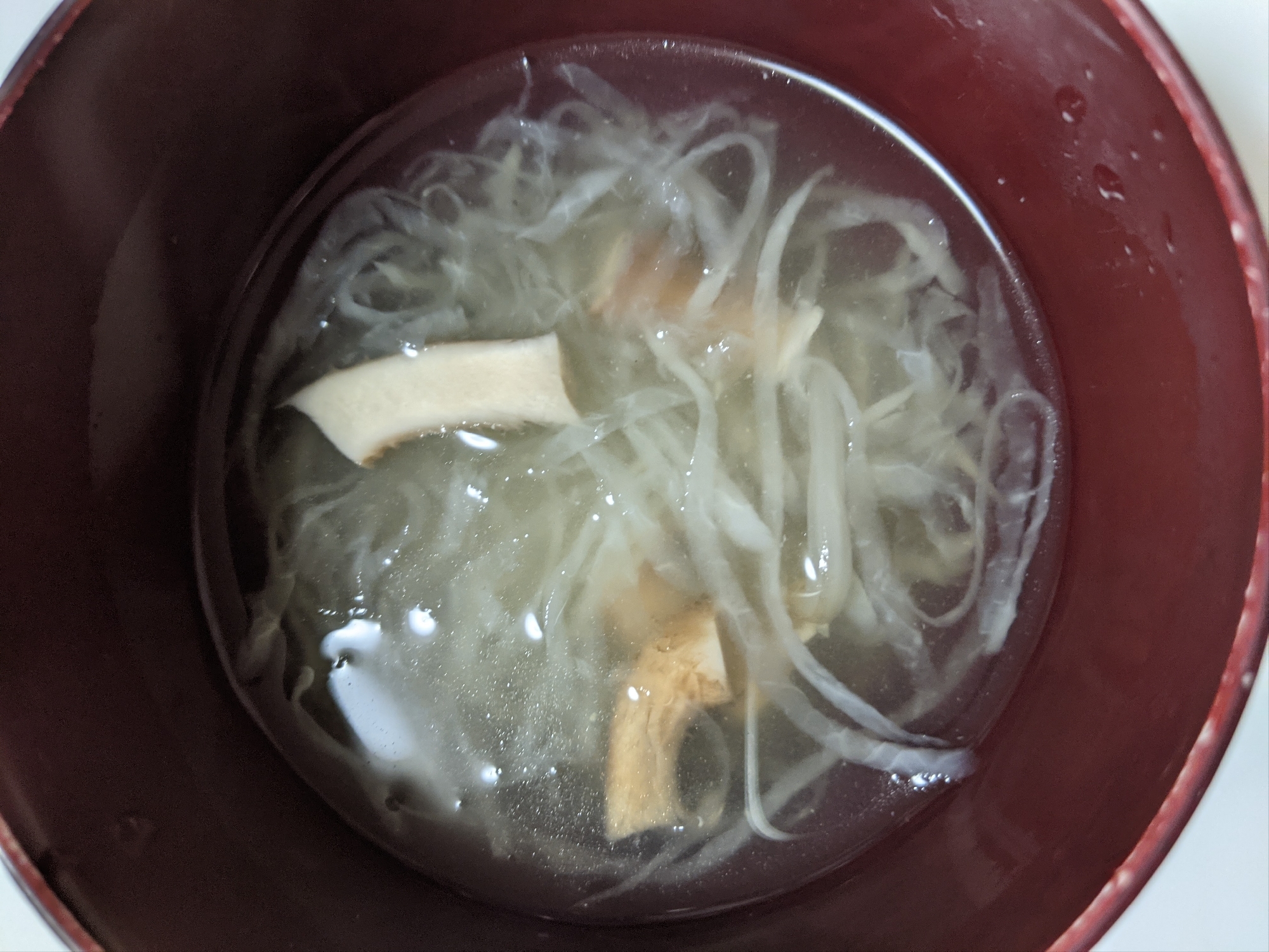 しいたけの軸と大根のスープ
