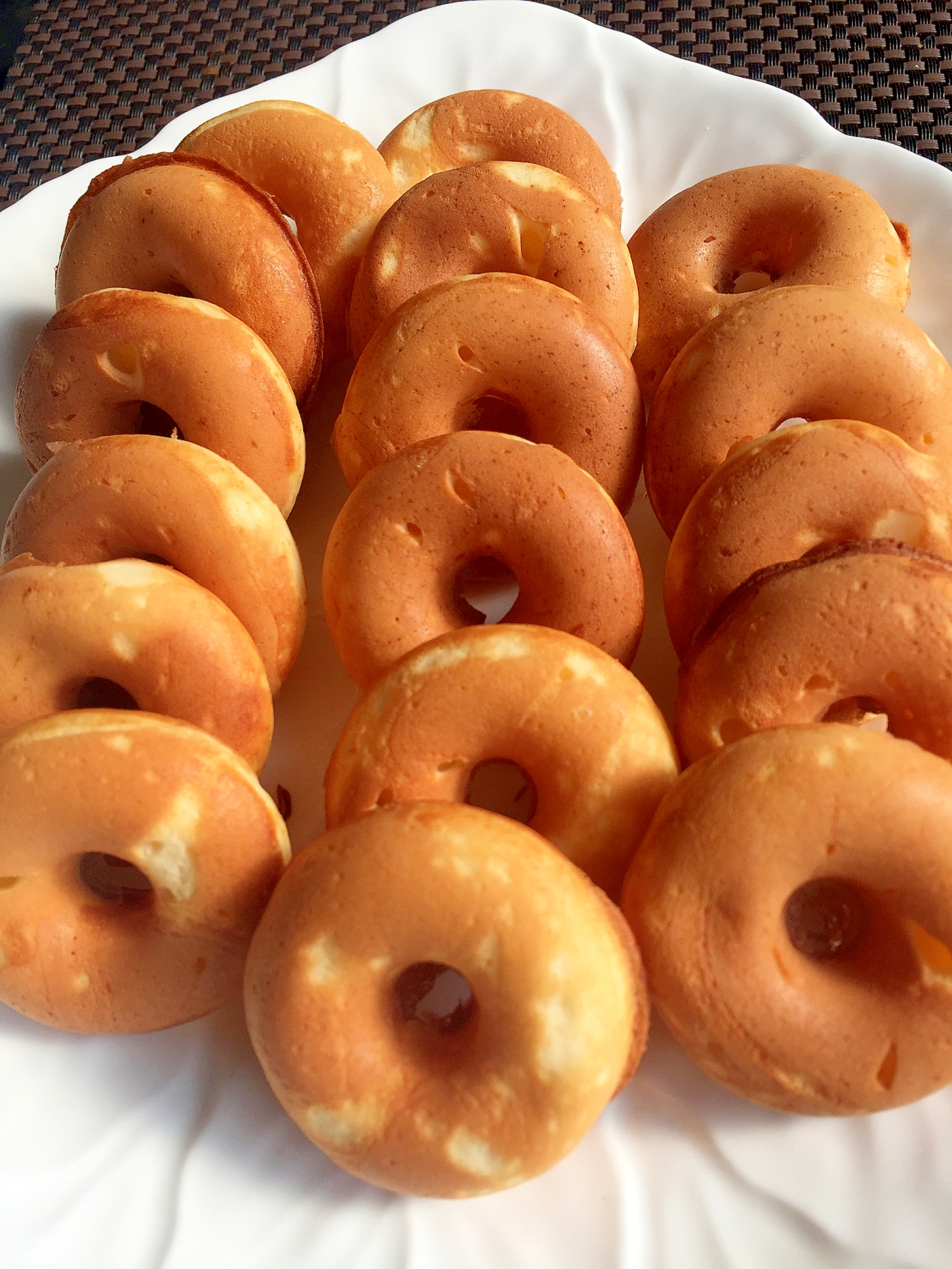 ふんわりリッチな 簡単焼きドーナツ レシピ 作り方 By Hikarin926 楽天レシピ ふんわりリッチな 簡単焼きドーナツ レシピ 作り方 By Hikarin926 楽天レシピ