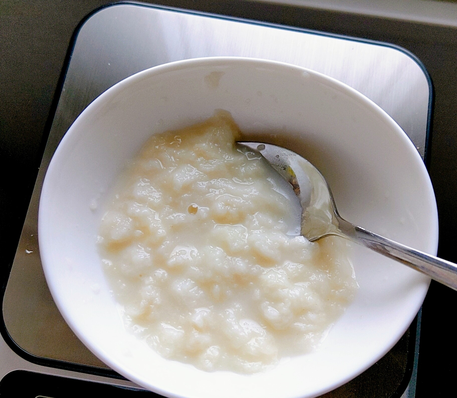 離乳食★忙しい朝にレンジですぐできるミルクパン粥