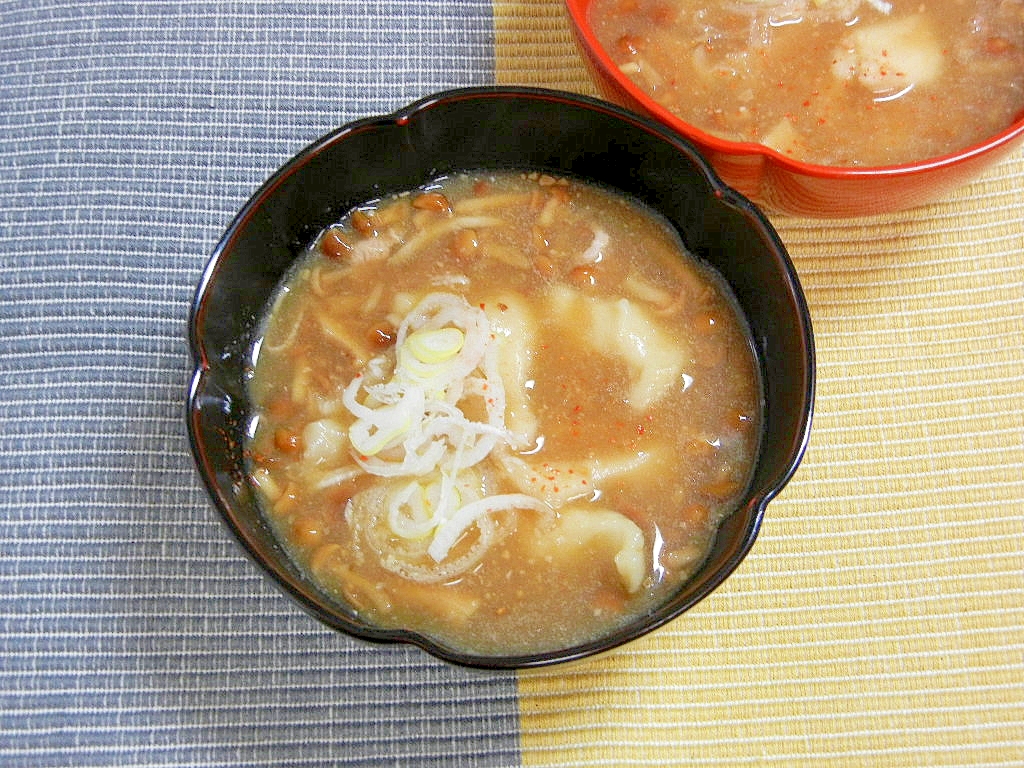 もちもちすいとん入りのなめこ汁 レシピ 作り方 By Kon9093 楽天レシピ