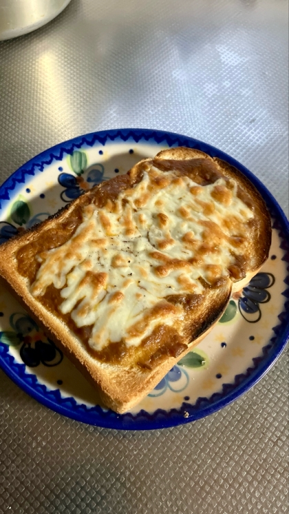 残ったカレーでアレンジトースト美味しくいただきました✨
素敵なレシピごちそうさまでした(*´꒳`*)