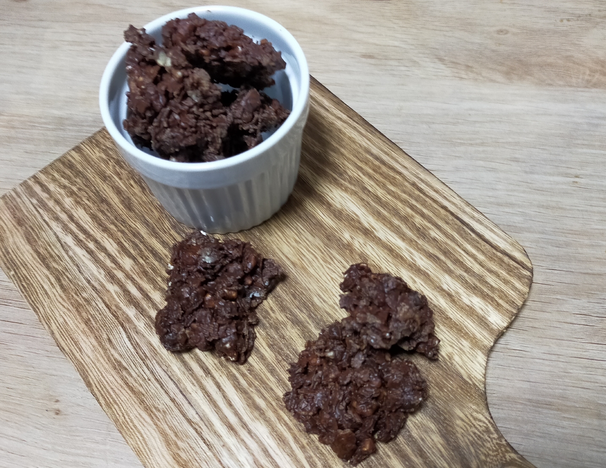 バレンタインに!簡単ザクザクチョコレート♡