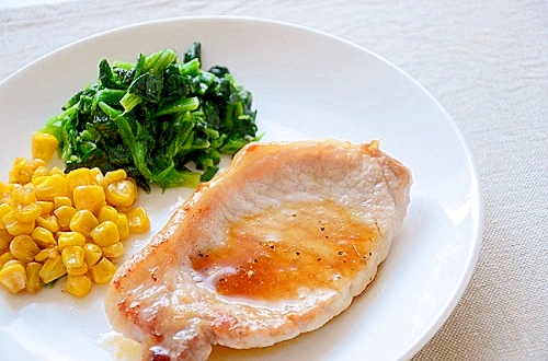 ポークソテー ハーブジンジャーシロップソース レシピ 作り方 By 楽天出店店舗 香味館ひびき屋 楽天レシピ ポークソテー ハーブジンジャーシロップソース レシピ 作り方 By 楽天出店店舗 香味館ひびき屋 楽天レシピ