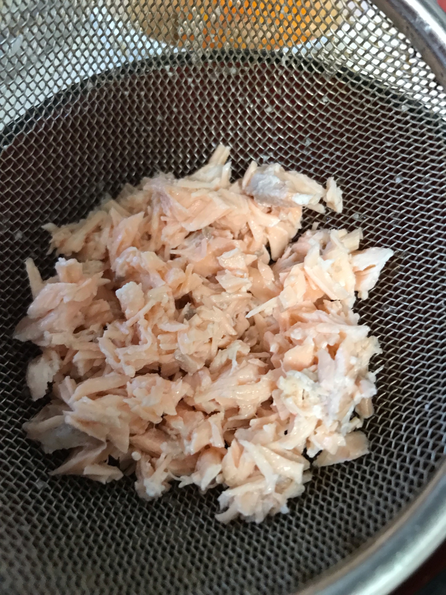 刺身用で簡単鮭のほぐし身 離乳食 中期 レシピ 作り方 By Rママ 楽天レシピ 刺身用で簡単鮭のほぐし身 離乳食 中期 レシピ 作り方 By Rママ 楽天レシピ
