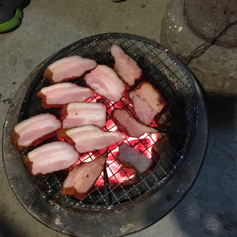 七輪でベーコン レシピ 作り方 By 1001うさこ 楽天レシピ 七輪でベーコン レシピ 作り方 By 1001うさこ 楽天レシピ