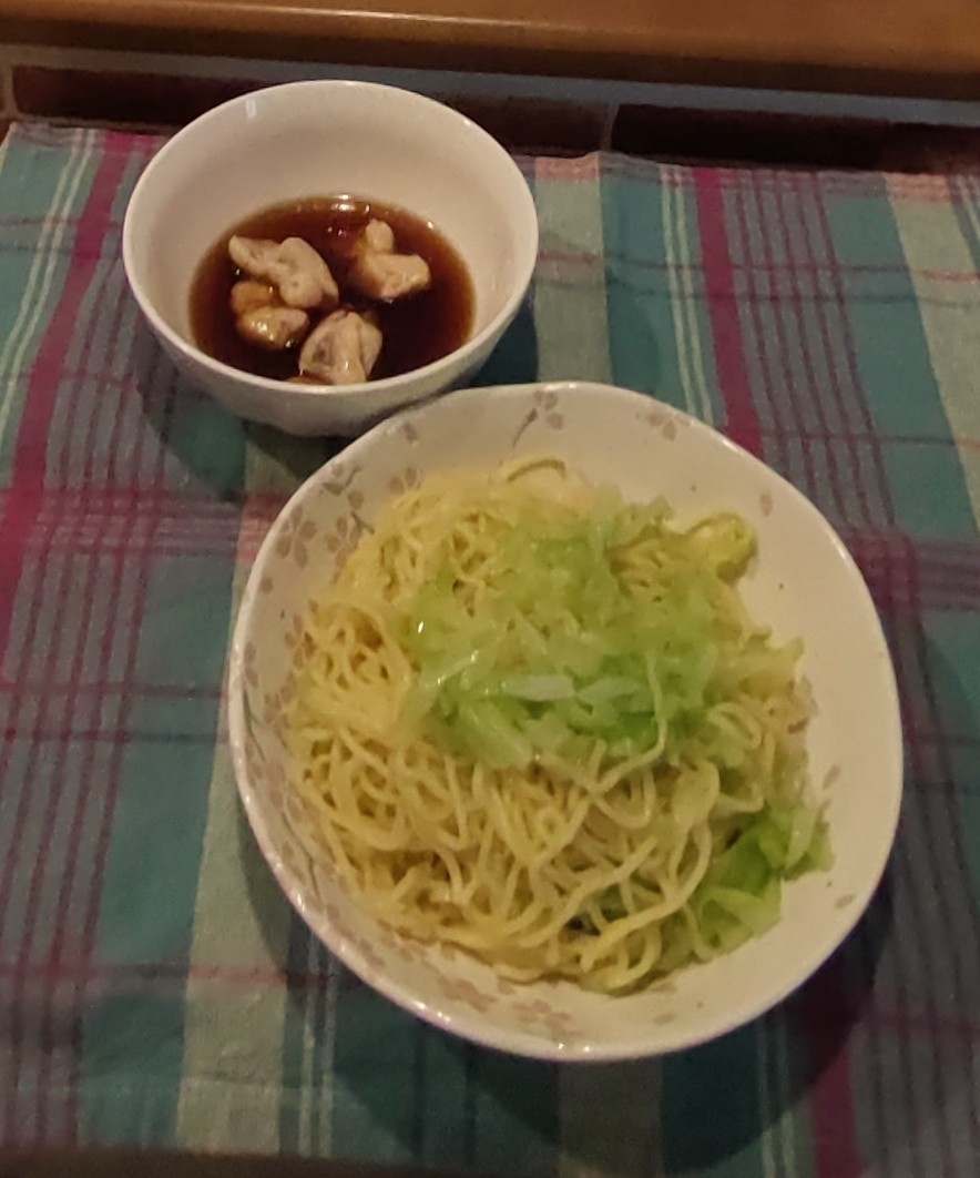 キャベツでかさ増し♡鶏だしつけ麺