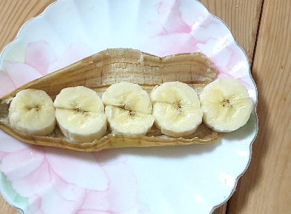 バナナボート作ってみました✨完熟方法まで詳しくありがとうございます☺️バナナは甘い方が好きです♥️
たくさんレポ、ありがとうございます(*´∀)ﾉ