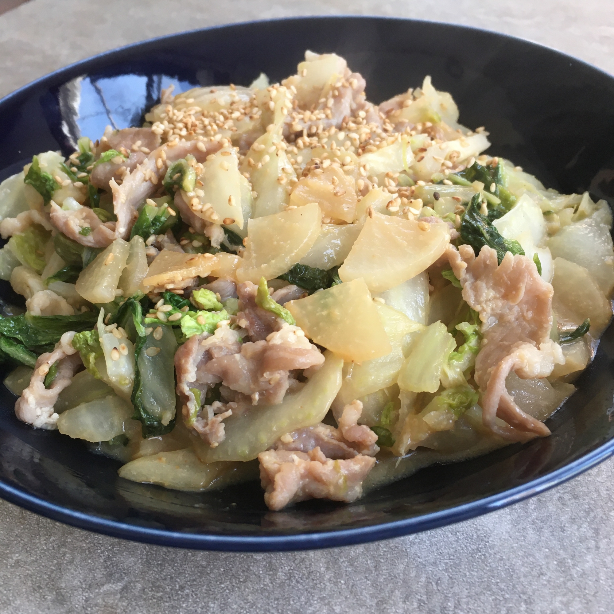 大根と白菜と豚肉の旨炒め♪