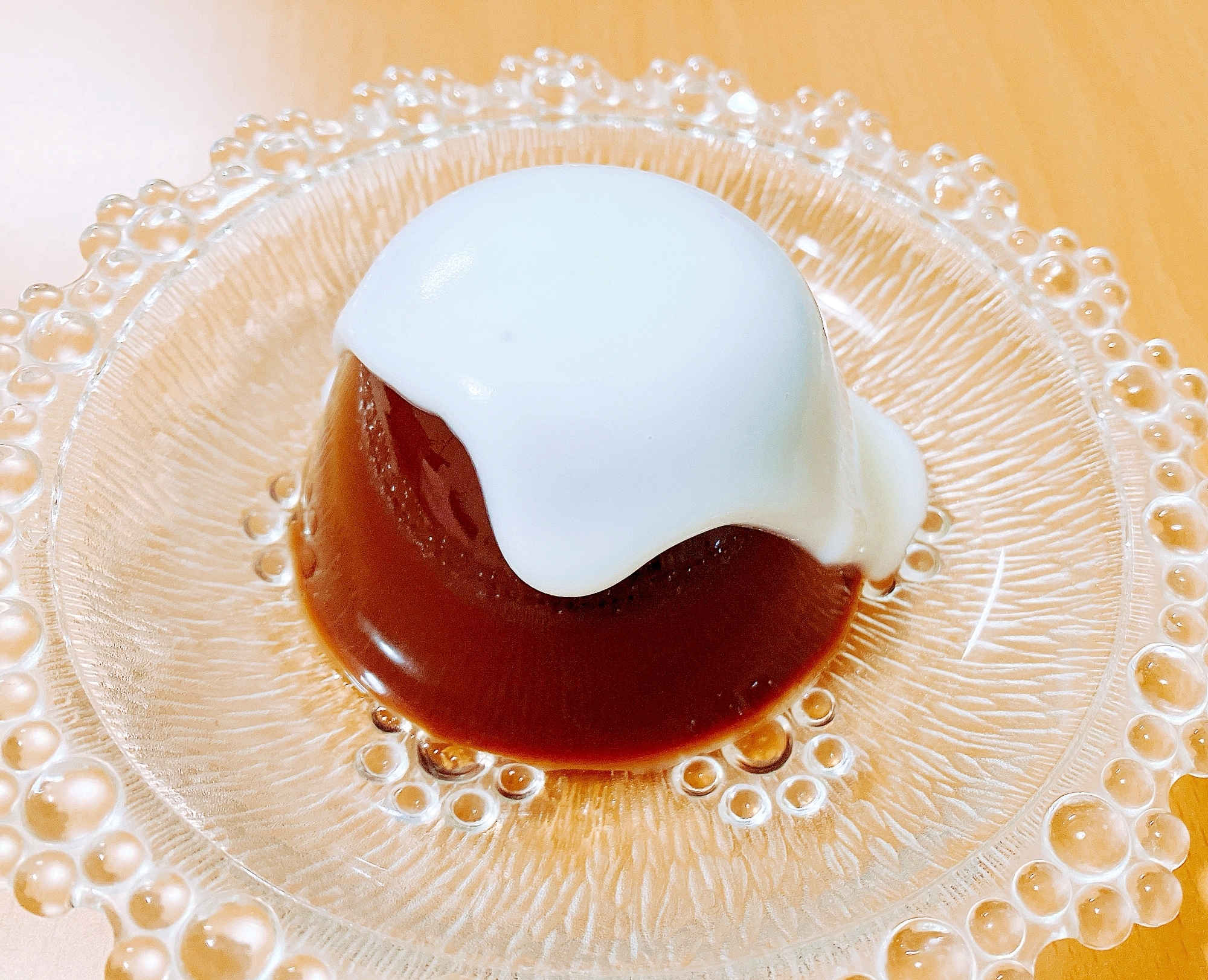 ココア寒天ミルクソースがけ