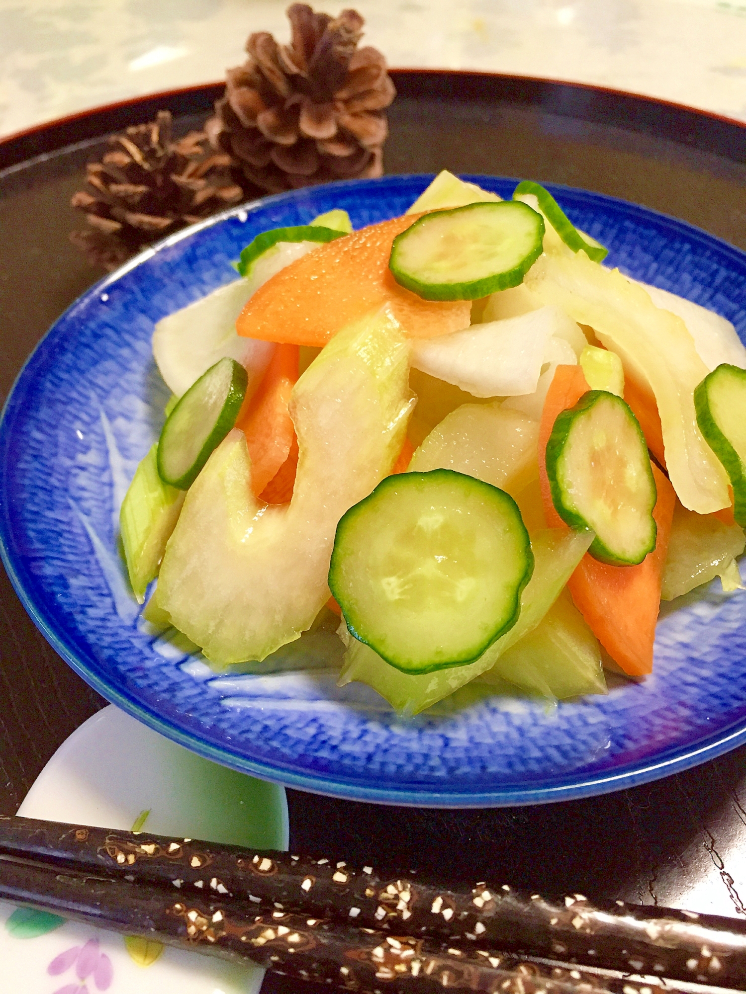 昆布茶で簡単 セロリと余り野菜の浅漬け レシピ 作り方 By まめもにお 楽天レシピ