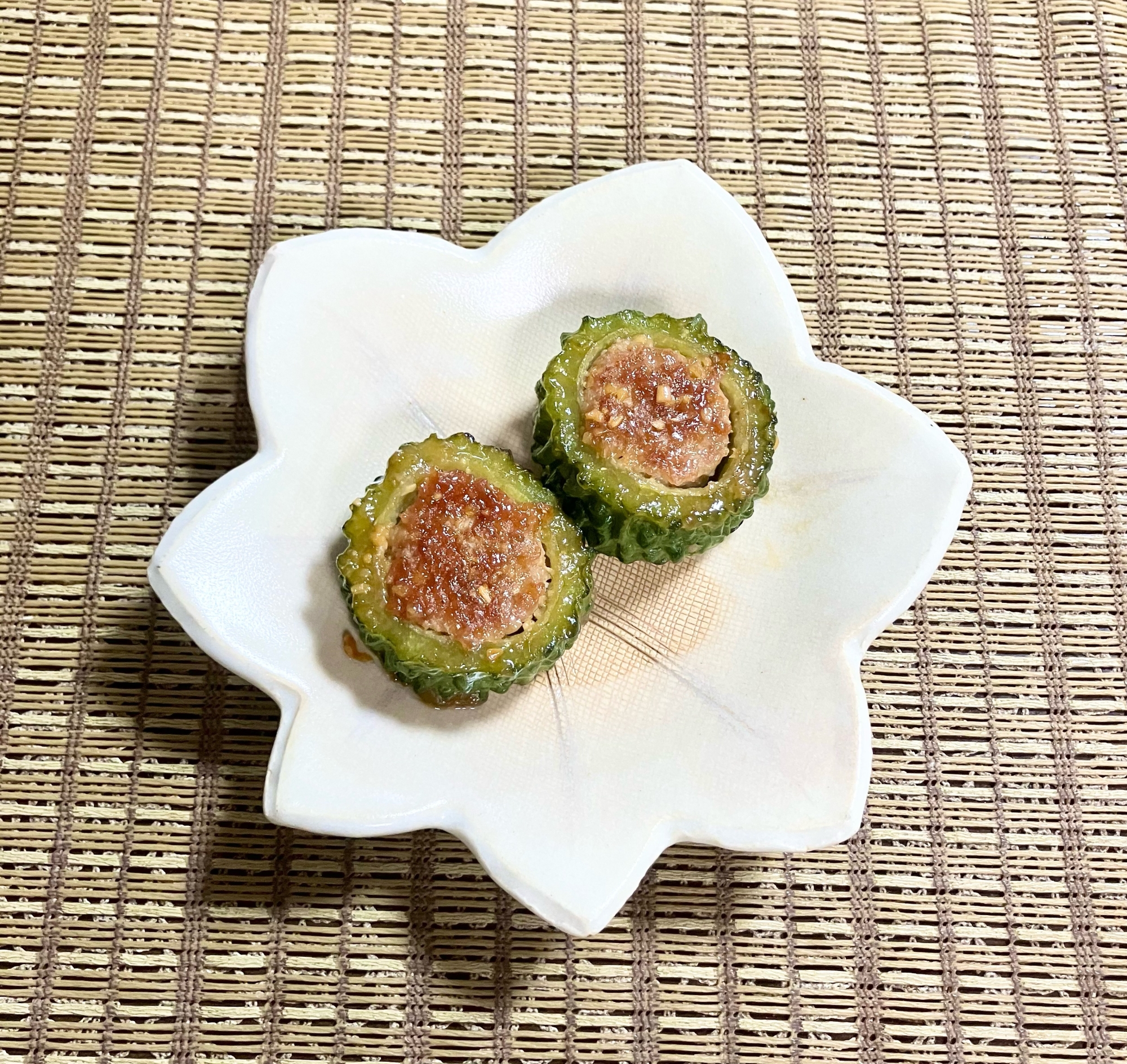 簡単☆ゴーヤの肉詰め