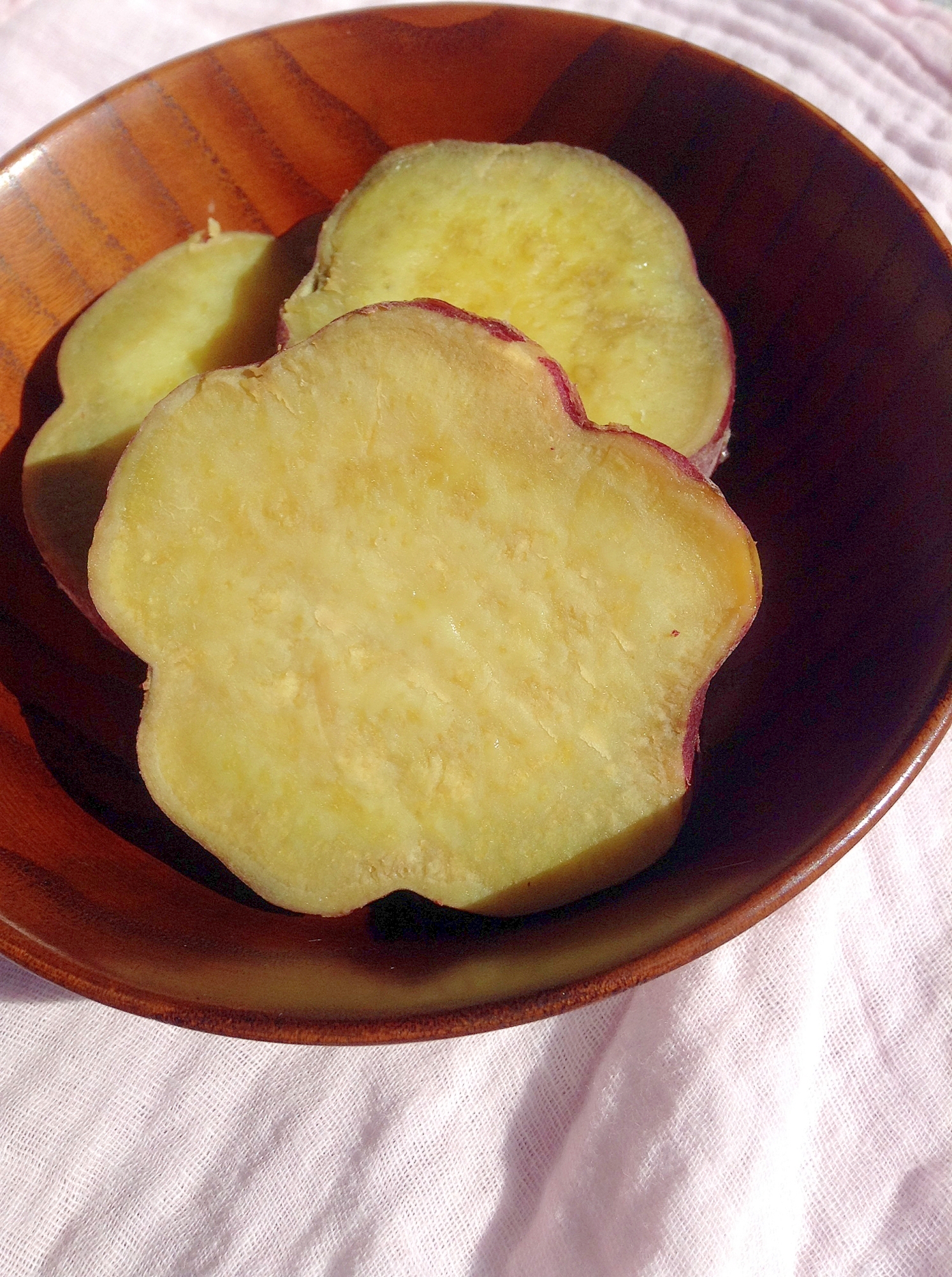 簡単おやつ☆さつまいものレモン煮