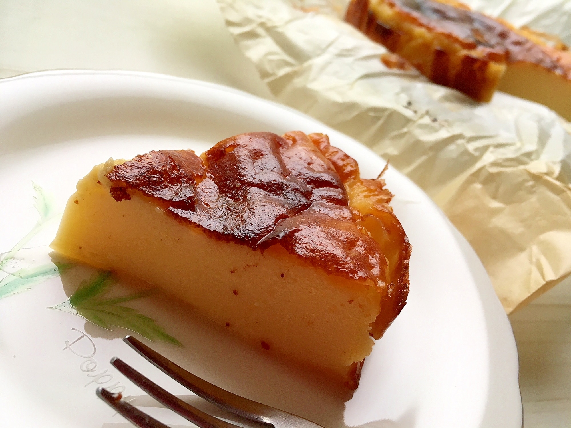 スライスチーズと牛乳で 簡単 バスクチーズケーキ レシピ 作り方 By Toko 楽天レシピ