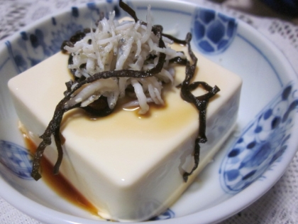 ツナと塩昆布の冷奴