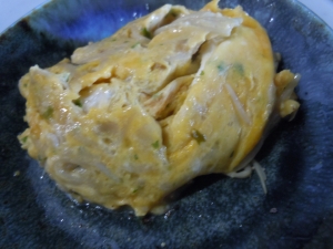 バジルとチーズの卵焼き