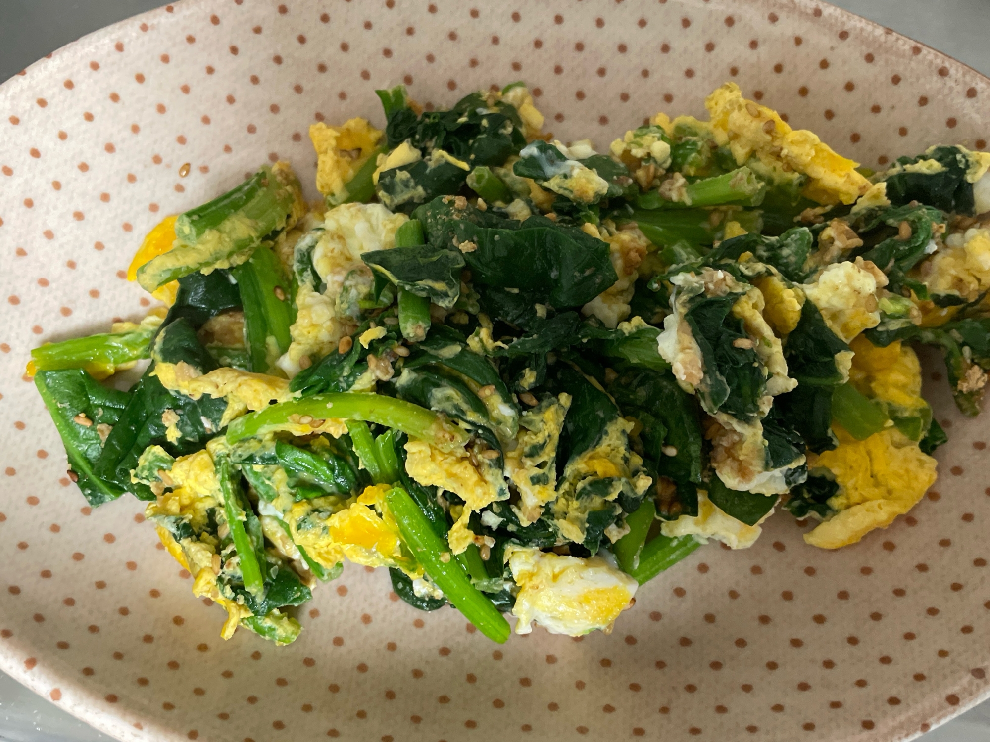 ほうれん草とたまごの炒め物