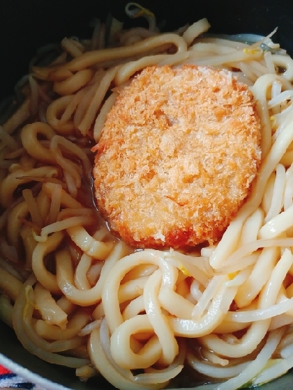 コロッケのうどん