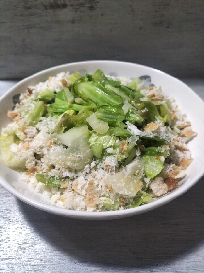 きょうはこちら♬葱もキャベツもいっぱいあったからもりもり作ってみました♡パン粉こんな使い方あったとは(*´艸｀*)お葱と生姜だけでこんな旨つまみ❦素敵レシピ感謝