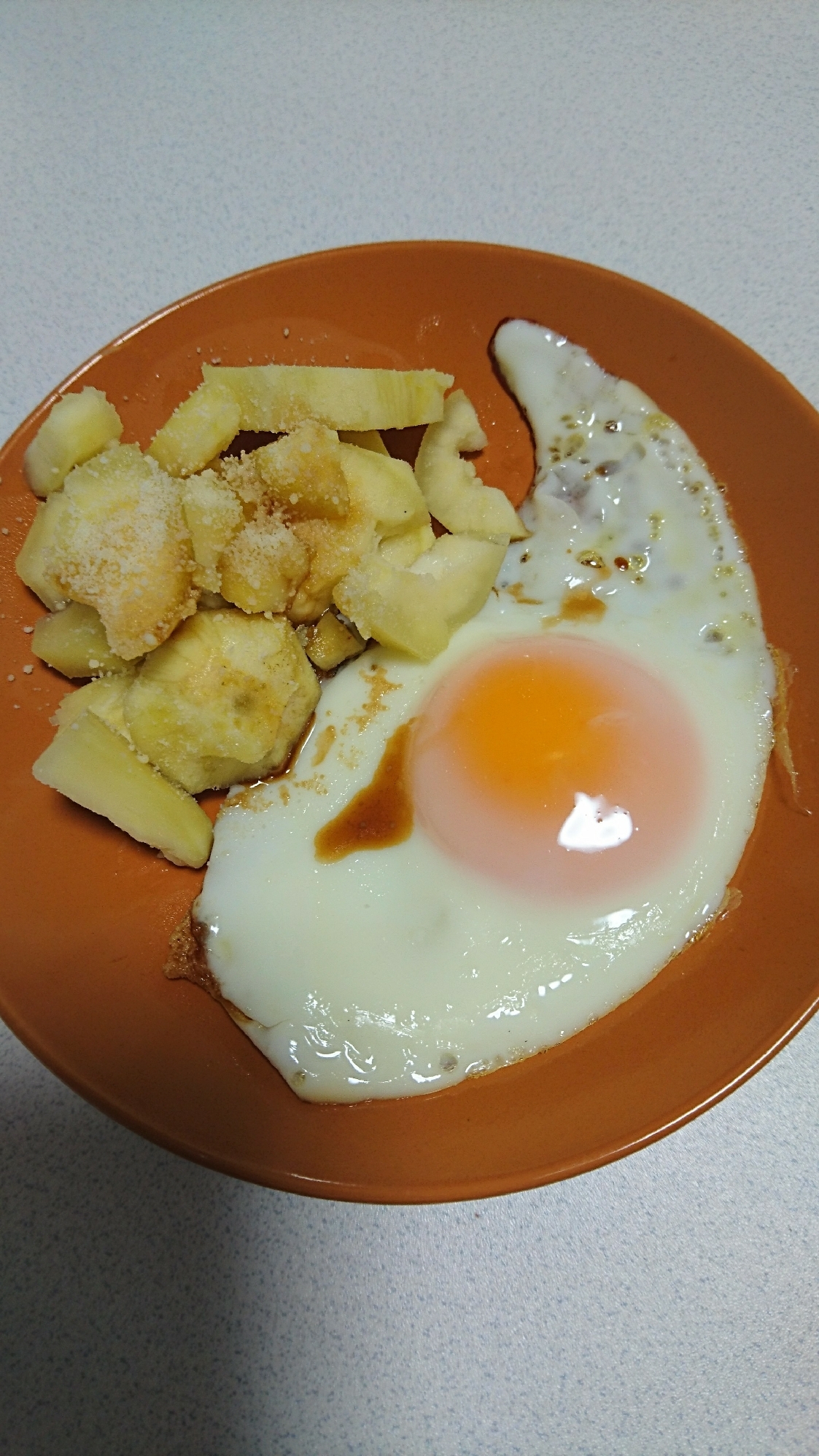 さつまいもと目玉焼きのお手軽プレート