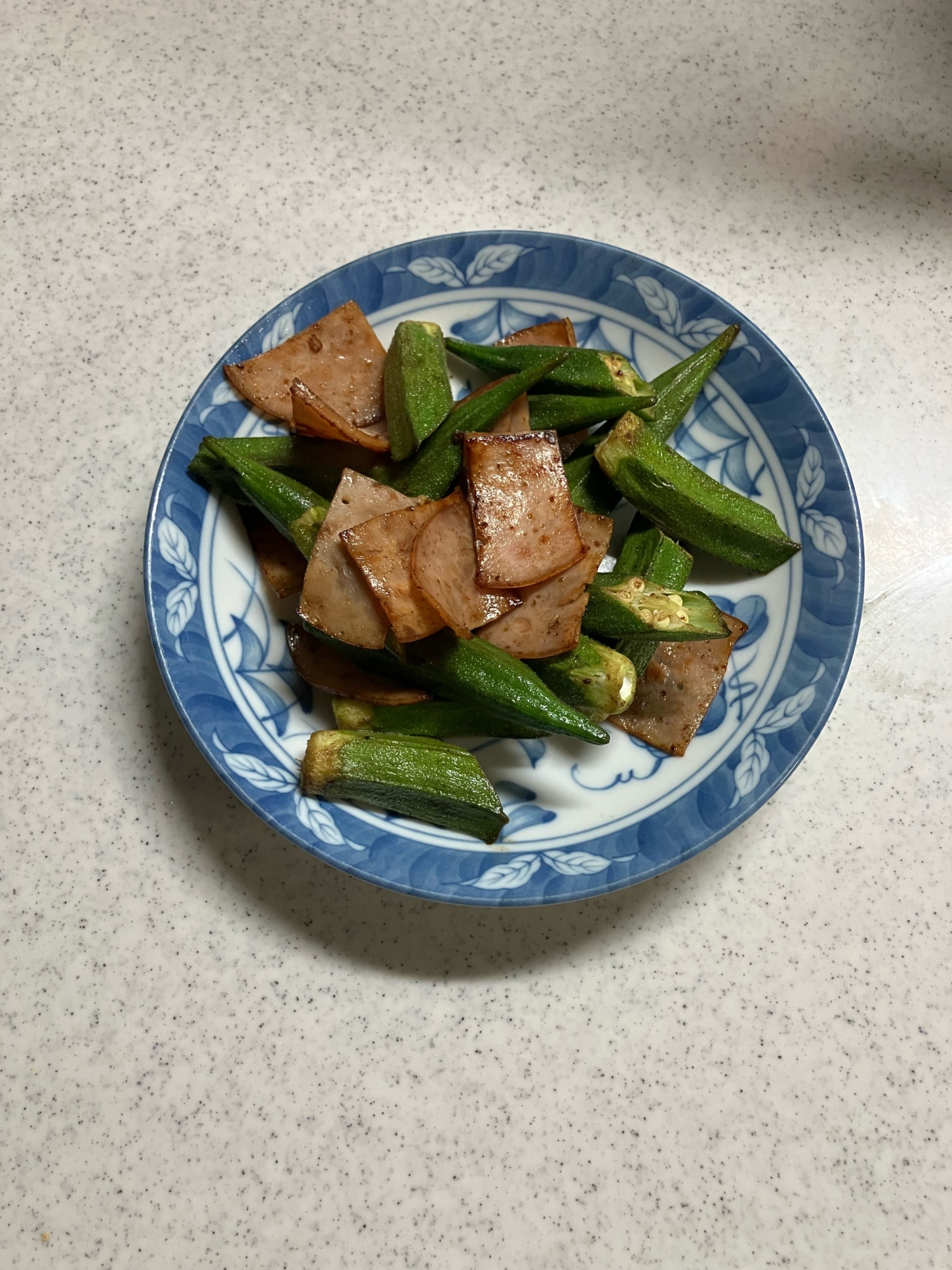 オクラとハム炒め
