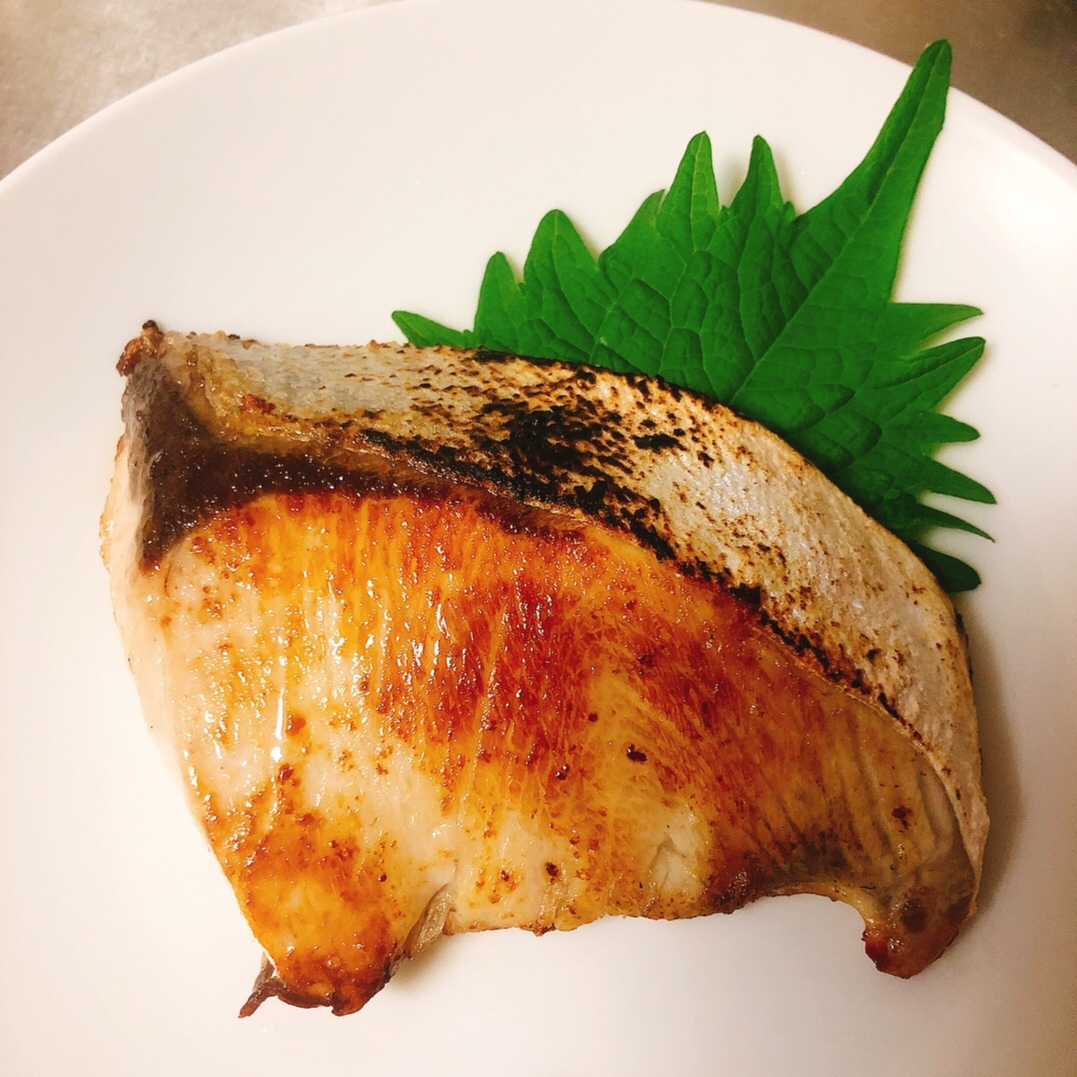 フライパンでブリの塩焼き レシピ 作り方 By Maya 楽天レシピ フライパンでブリの塩焼き レシピ 作り方 By Maya 楽天レシピ