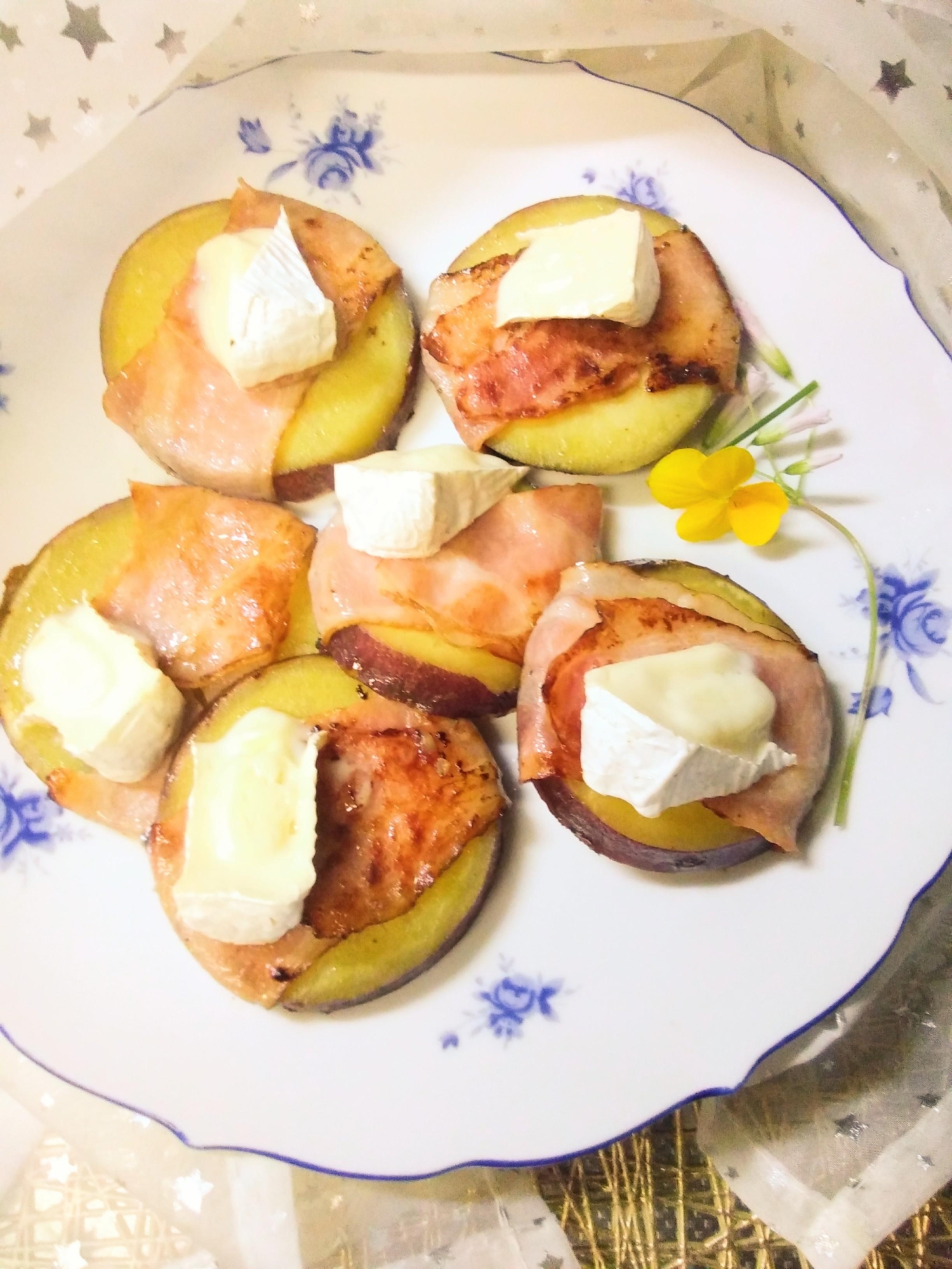 国産チーズ☆さつまいものカナッペとろりカマンベール