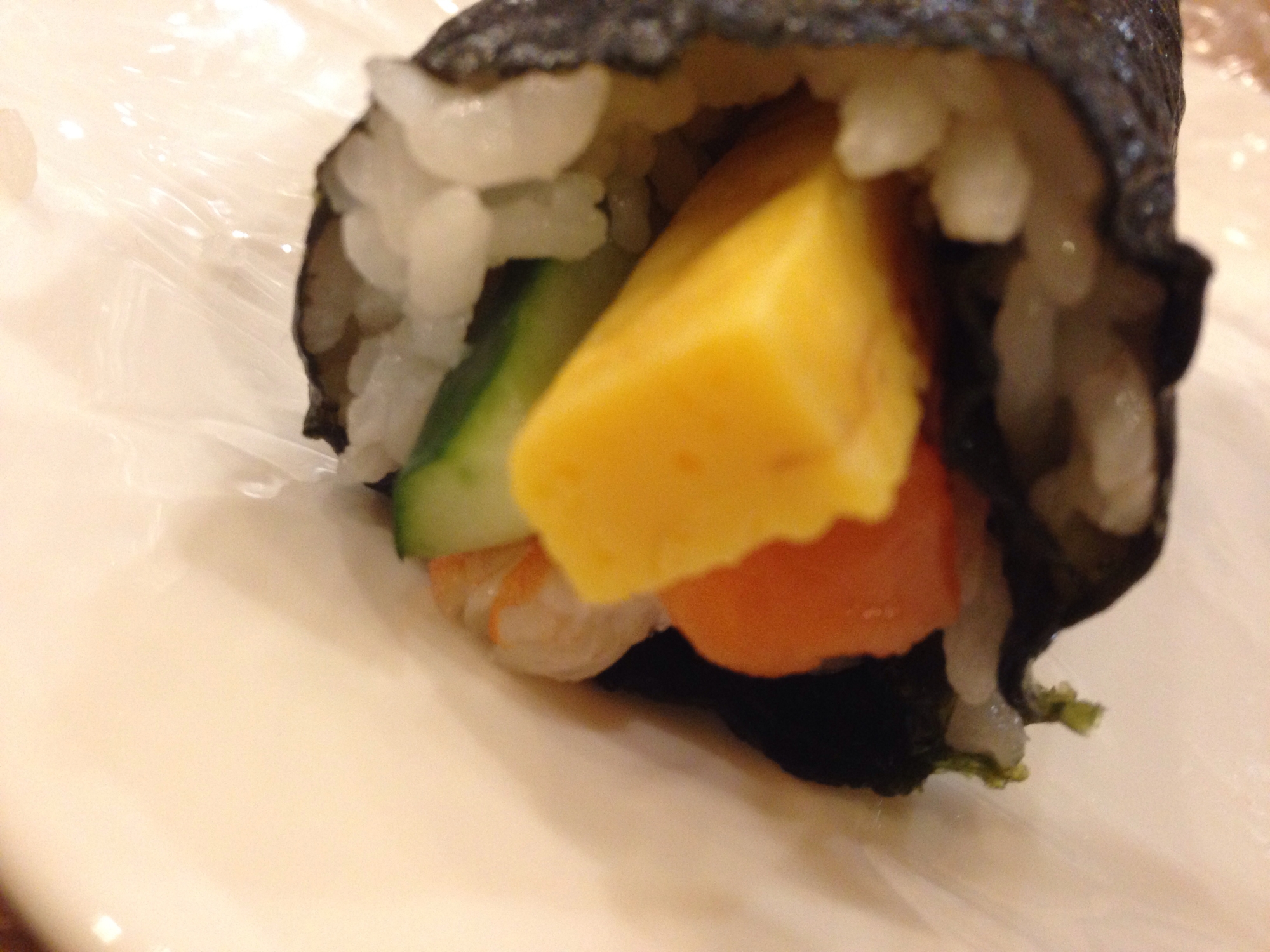 サーモンとエビと卵ときゅうりの巻き寿司 レシピ 作り方 By Tommeg12 楽天レシピ サーモンとエビと卵ときゅうりの巻き寿司 レシピ 作り方 By Tommeg12 楽天レシピ