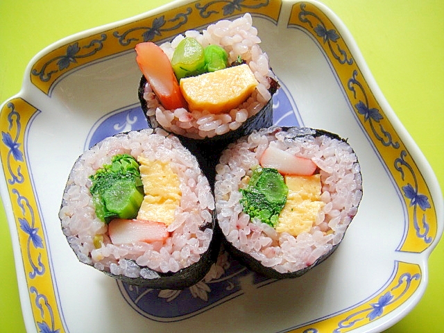 菜の花とカニカマたまごの雑穀海苔巻き