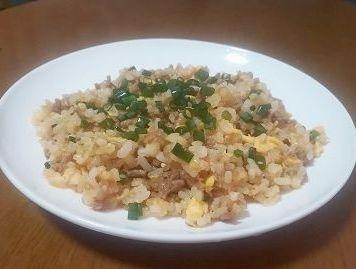 パラパラご飯のひき肉チャーハン