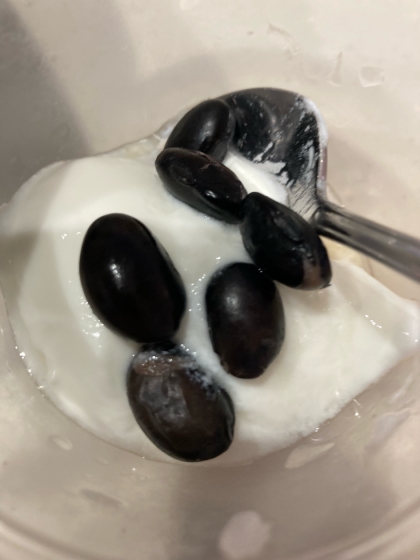 黒豆豆乳ヨーグルト♪