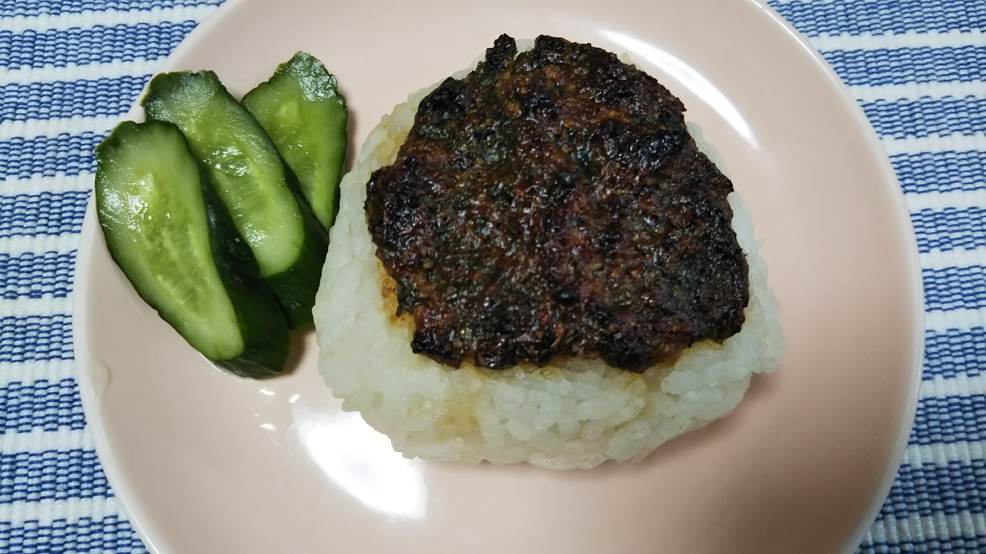 大葉胡麻味噌の焼きおにぎり☆