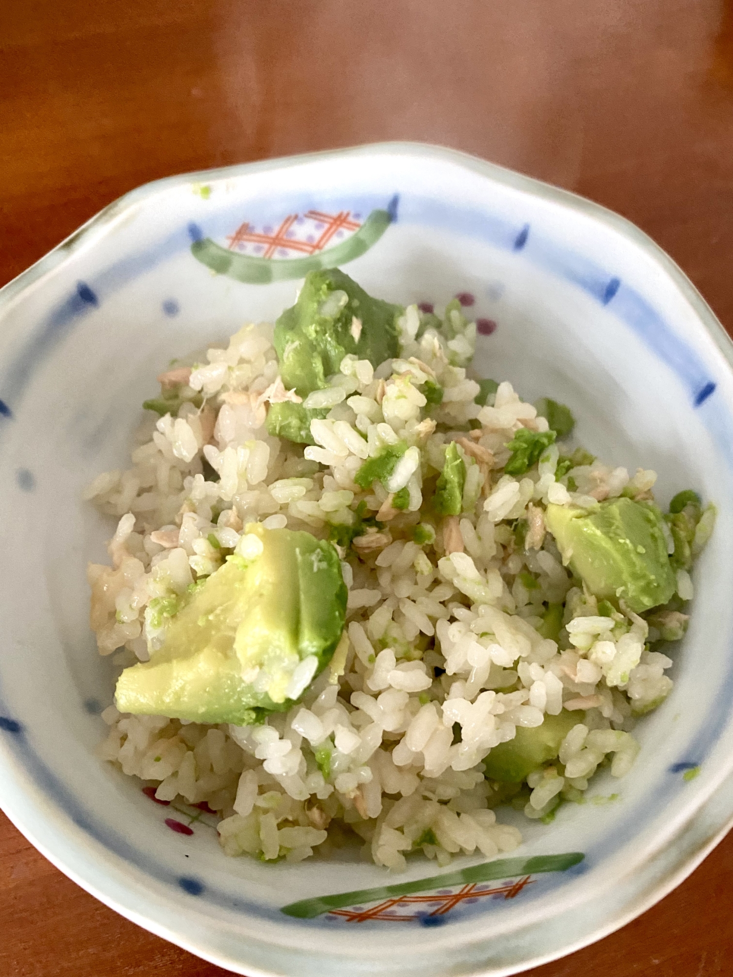 ほくほく♪アボカドとツナの炊き込みご飯