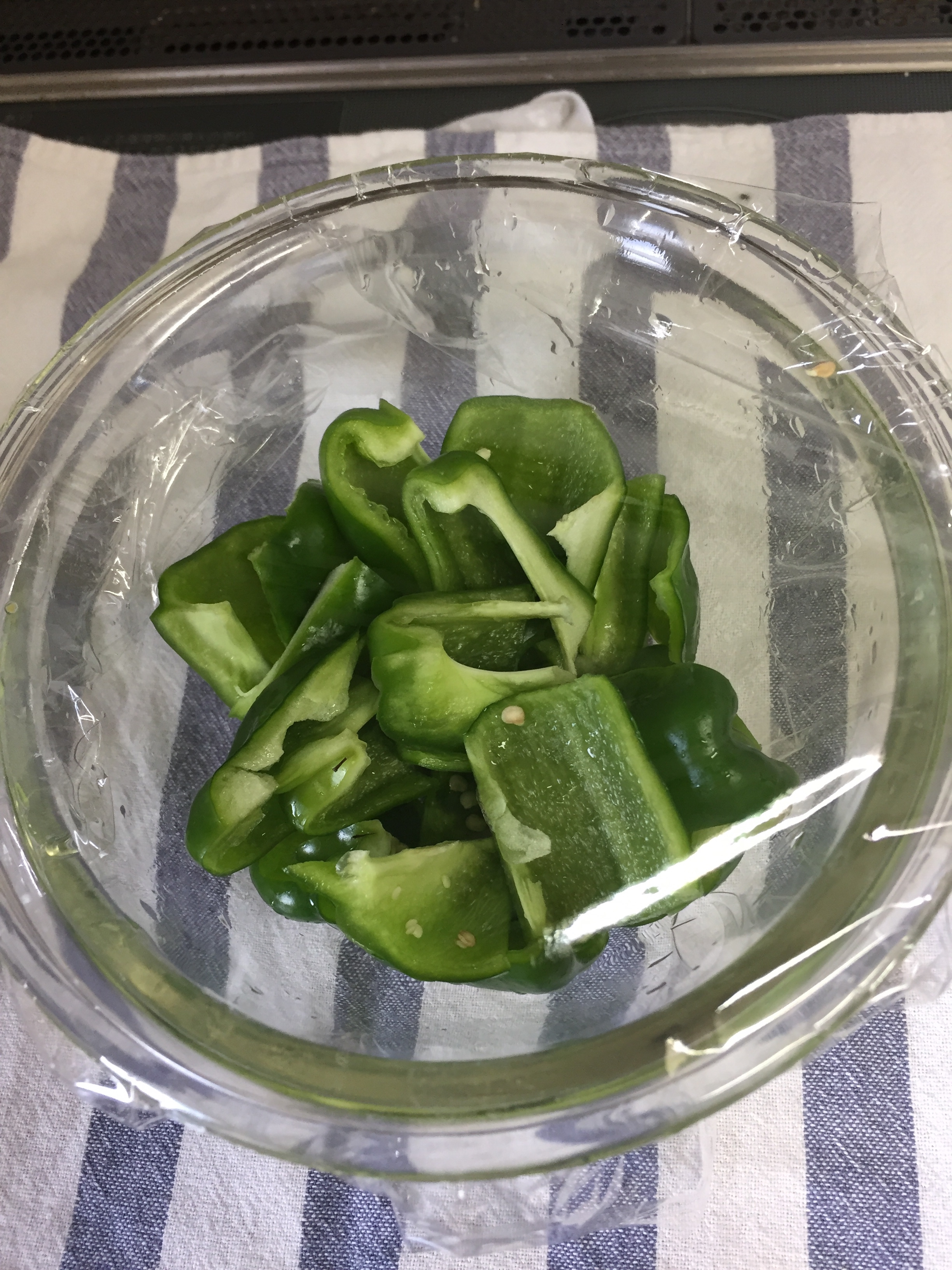 レモンでさっぱり ピーマン レシピ 作り方 By た ろ う 楽天レシピ レモンでさっぱり ピーマン レシピ 作り方 By た ろ う 楽天レシピ