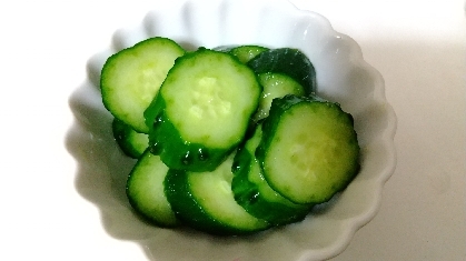 きゅうりの浅漬け(白だし・酢・砂糖)