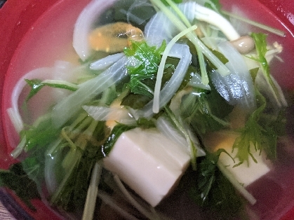 わかめと水菜と豆腐のお味噌汁