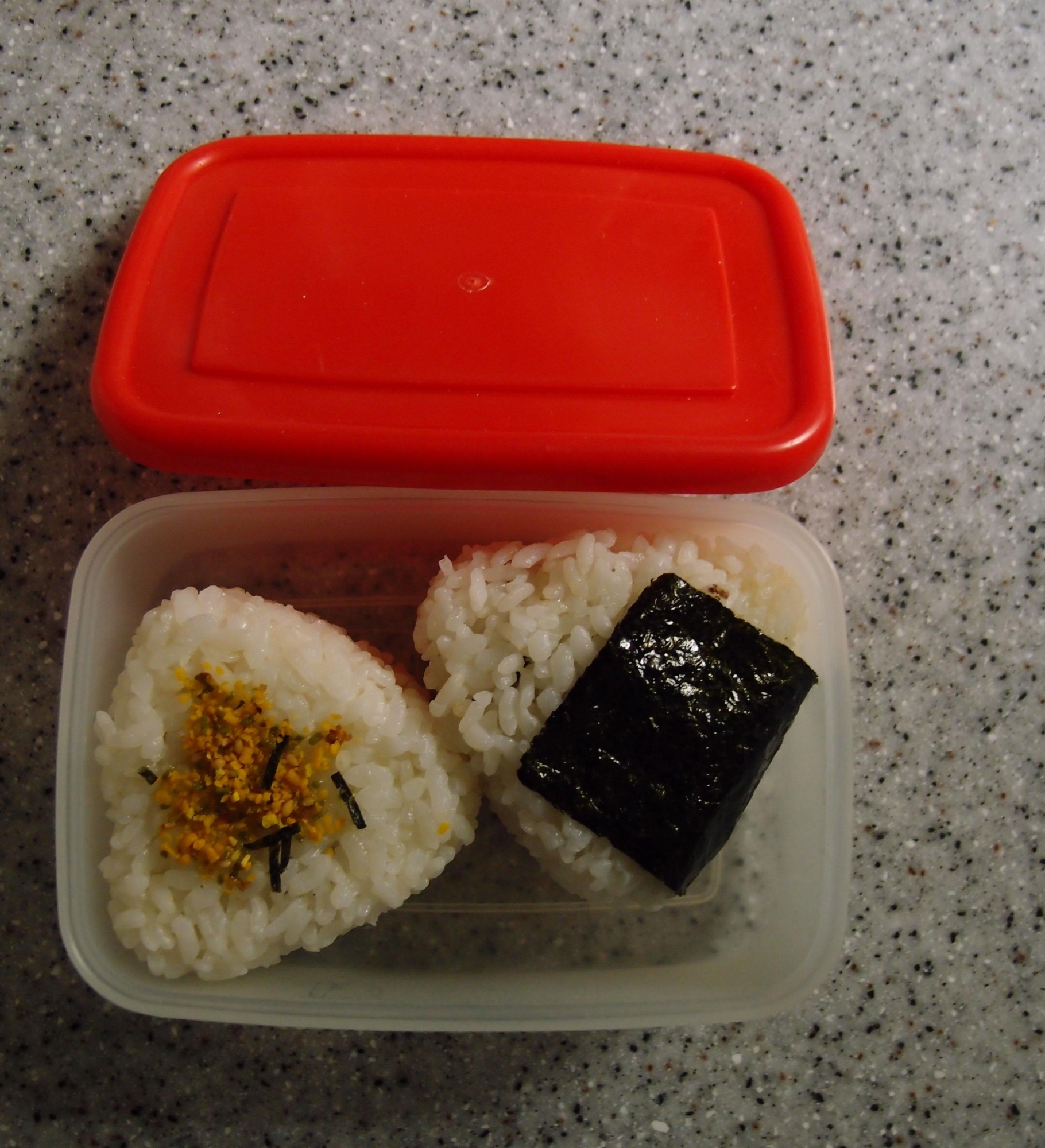 ハムマヨのおにぎり弁当